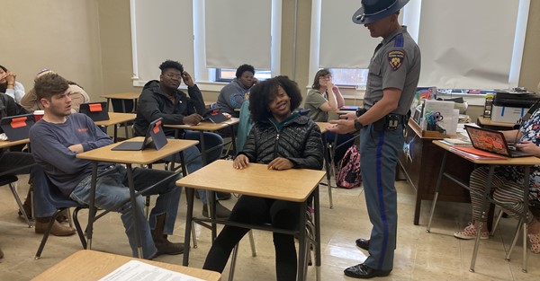 MS Highway Patrolman spoke with Seniors about the Academy and how to handle traffic stops. 